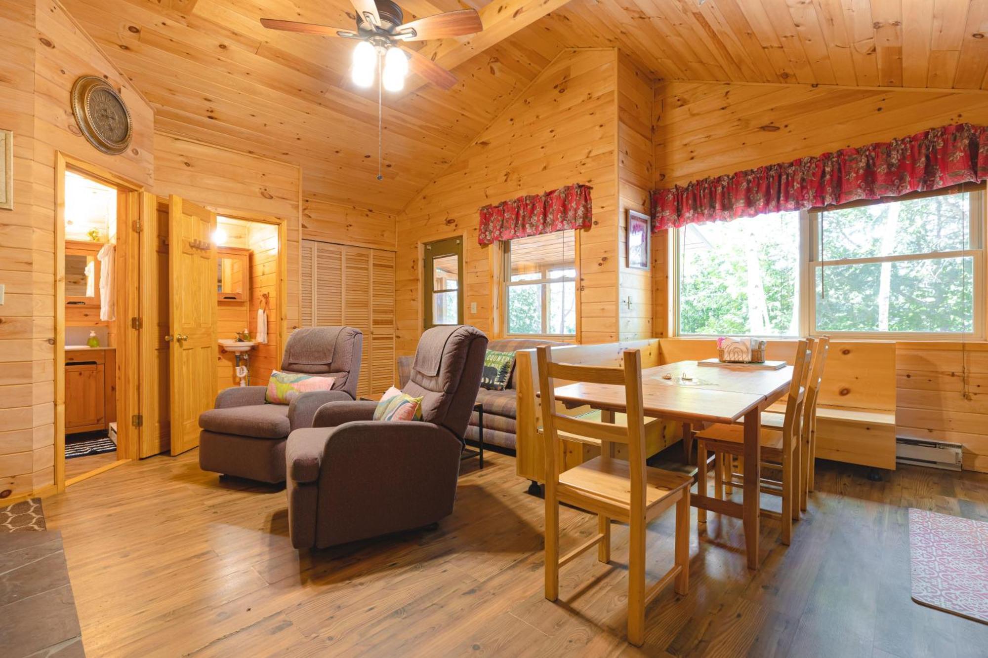 Motel Long Lake And Cottages 외부 사진